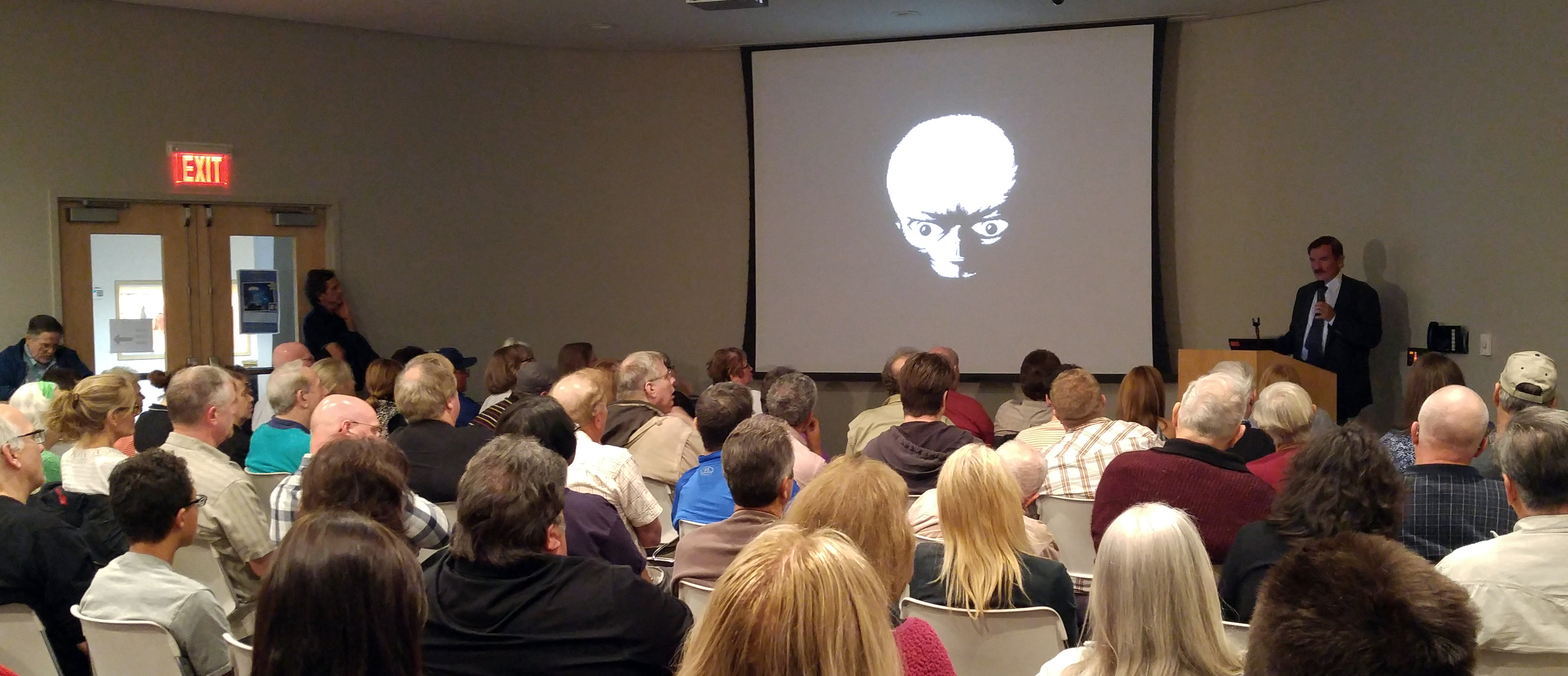 Travis Walton speaks to an audience at Mainline MUFON on May 23, 2017.